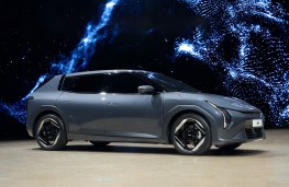 Kia EV4 Hatchback, 2025, front