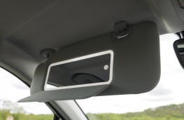 Omoda E5, 2024, vanity mirror