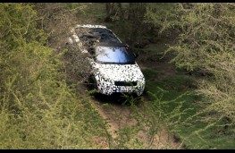 Range Rover Evoque Convertible, off-road testing, slope