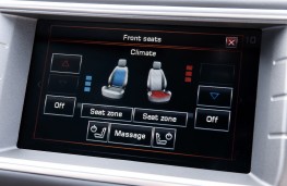 Range Rover Evoque TD4 HSE Dynamic 2015, seat massage control
