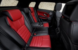 Range Rover Evoque TD4 HSE Dynamic 2015, rear seats