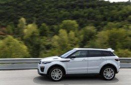 Range Rover Evoque TD4 HSE Dynamic 2015, side, action