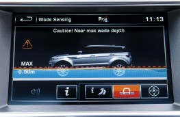 Range Rover Evoque TD4 HSE Dynamic 2015, Wade Sense display