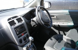 Proton Exora, interior
