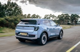 Ford Explorer, 2025, rear