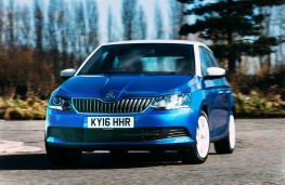 Skoda Fabia Colour Edition, front, action