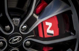 Hyundai i30 Fastback N, 2019, brakes