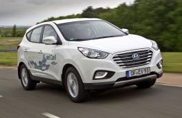 Hyundai ix35 Fuel Cell, front