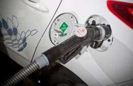 Hyundai ix35 Fuel Cell, refueling