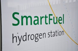 Hyundai ix35 Fuel Cell, filling station