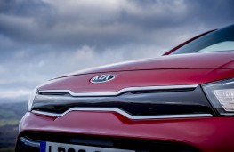 Kia Rio 1.0 T-GDi First Edition, 2017, grille