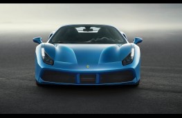Ferrari 488 Spider, face