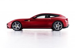 Ferrari FF, side