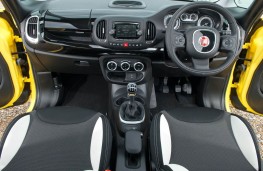 Fiat 500L Trekking, dashboard