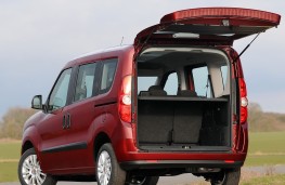 Fiat Doblo rear
