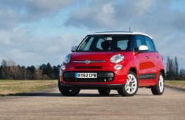 Fiat 500L, front