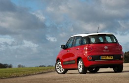 Fiat 500L, rear