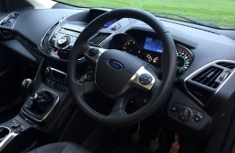 Ford Kuga Titanium X Sport, interior