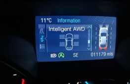 Ford Kuga Titanium X Sport, screen