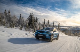 Mercedes-Benz GLC EV, 2025, front