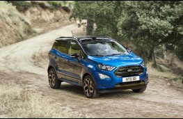 Ford EcoSport, front action