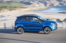 Ford EcoSport, side action