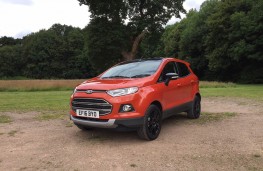 Ford EcoSport, front