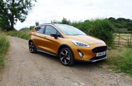 Ford Fiesta Active, front static