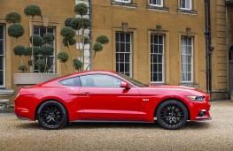 Ford Mustang 5.0 V8 GT, side static