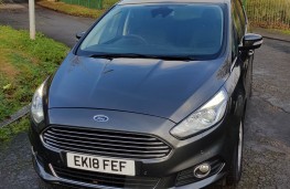 Ford S-MAX 2.0 TDCI Titanium, front