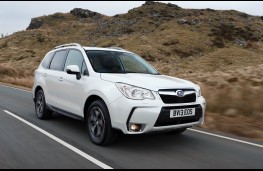 Subaru Forester XT, front