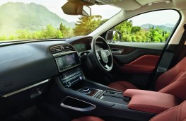 Jaguar F-Pace, interior