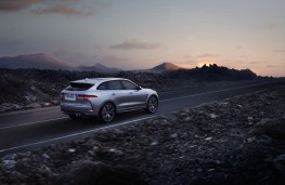 Jaguar F-PACE SVR, 2018, rear