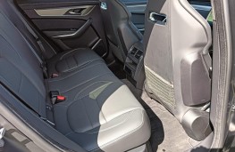 Jaguar F-PACE, 2025, rear seats
