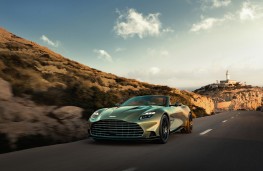 Aston Martin Vanquish Volante, 2025, front