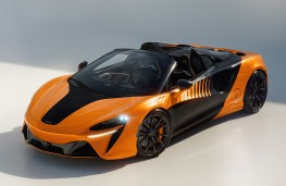 McLaren Artura Spider MCL39 Championship Edition, 2026, front