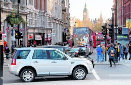 Land Rover Freelander, side