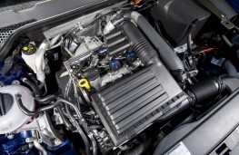 SEAT Leon FR, 2017, engine