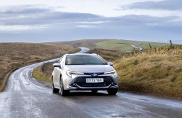 Toyota Corolla Excel Touring Sports, 2025, nose