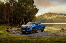 Isuzu D-Max V-Cross, 2025, front, static