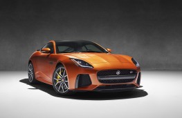 Jaguar F-TYPE SVR, front