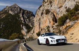 Jaguar F-Type, front