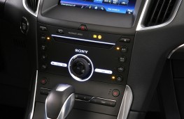 Ford Galaxy 2015, centre console