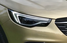Vauxhall Grandland X, 2017, headlight
