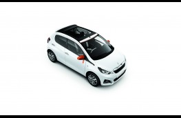 Peugeot 108 Roland Garros, front