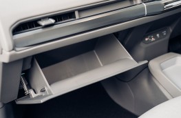 Kia EV3, 2025, glovebox