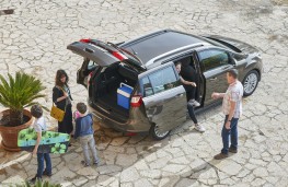 Ford Grand C-MAX, boot, family