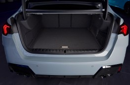 BMW M325 xDrive, 2024, boot, minimum