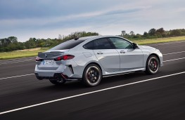 BMW M325 xDrive, 2024, rear