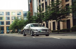 Genesis G80 Electrified, 2025, front